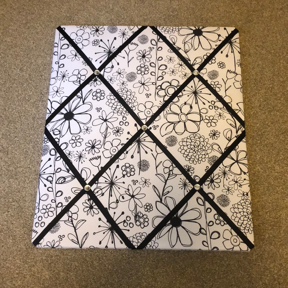 🌸Girls fabric push-pin board